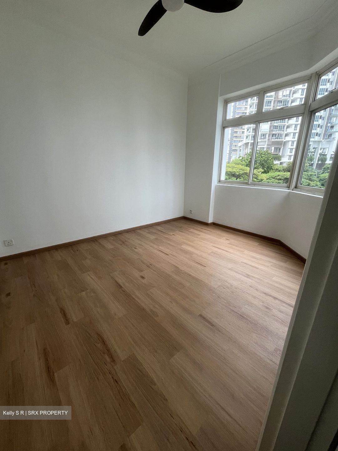 The Waterside (D15), Condominium #556292701